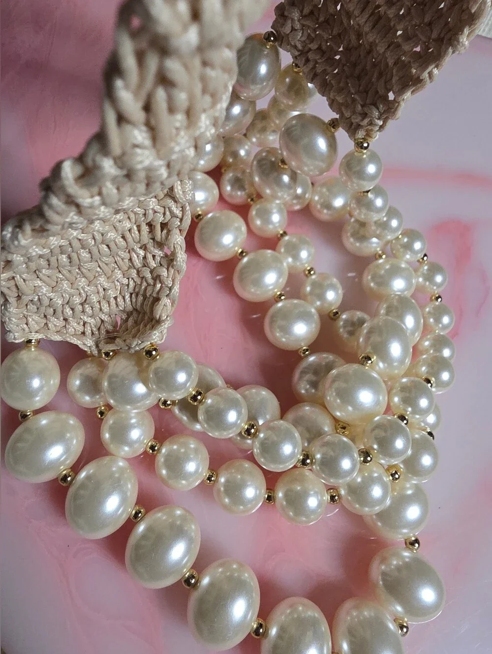 🦪Beige Pearlized Beaded Necklace & Earring Set - Picture 15 of 16